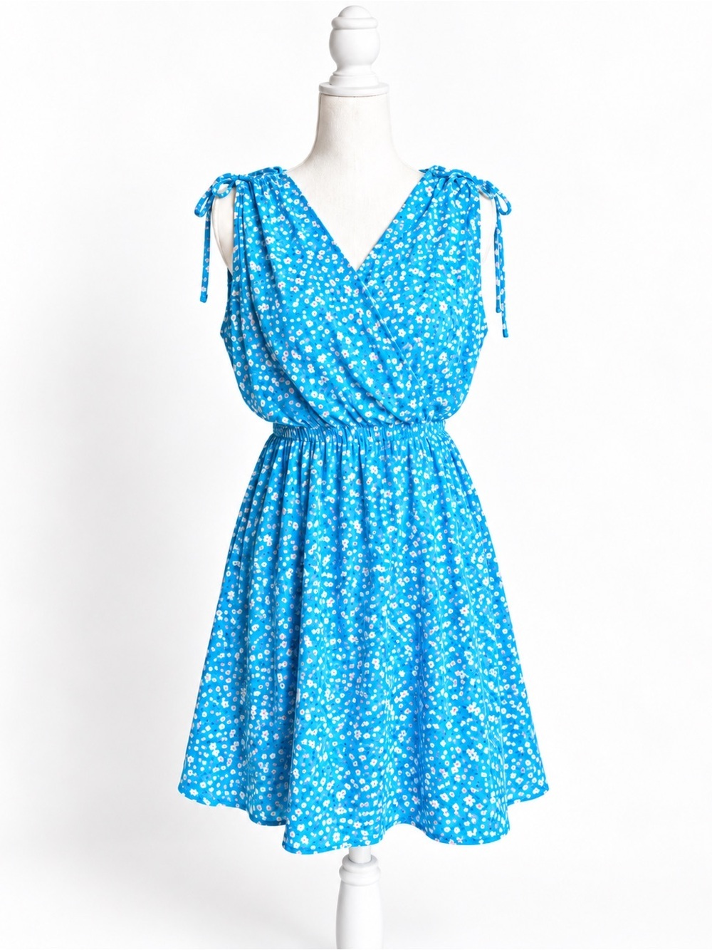 Kaileigh Stitch Fix Dorinda Blue Floral Tie Shoulder Sundress Size M